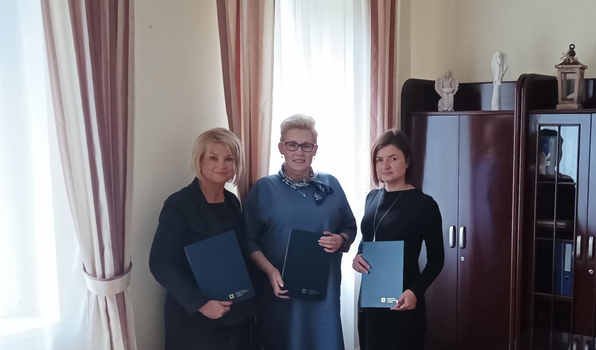 Agnieszka Bogusz, Marta Rzadkowska, Karolina Załęga